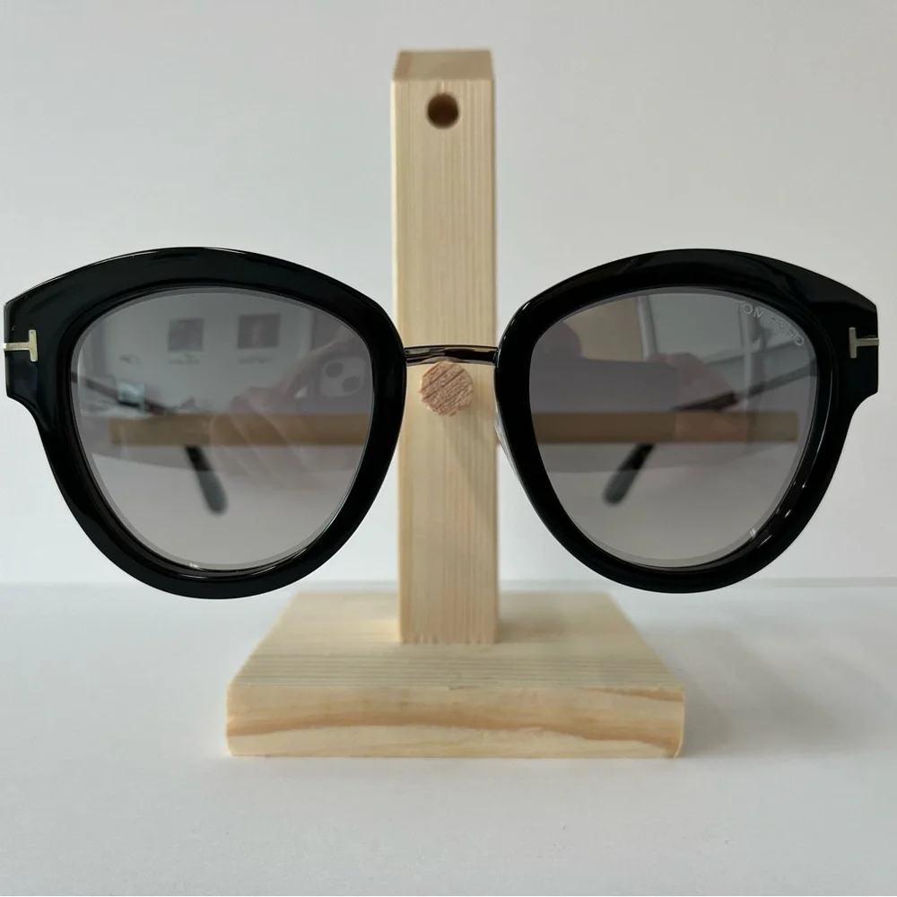 Tom Ford Mia TF-574 Sunglasses Black 14C New - Picture 1 of 3